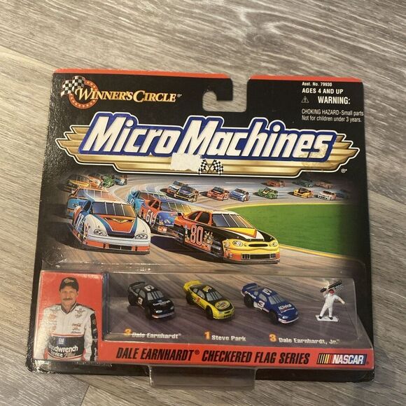 1999 WINNER'S CIRCLE MICRO MACHINES DALE EARNHARDT SR & JR CHECKERED FLAG SERIES - Picture 1 of 7